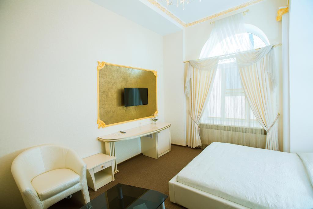 Lira Boutique Hotel Μογκιλιόφ Δωμάτιο φωτογραφία